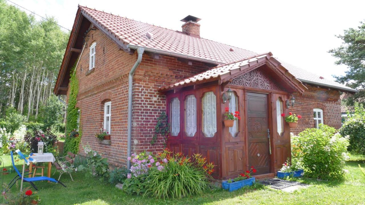 Warminskie Mieszkanko Biskupiec  Exterior foto